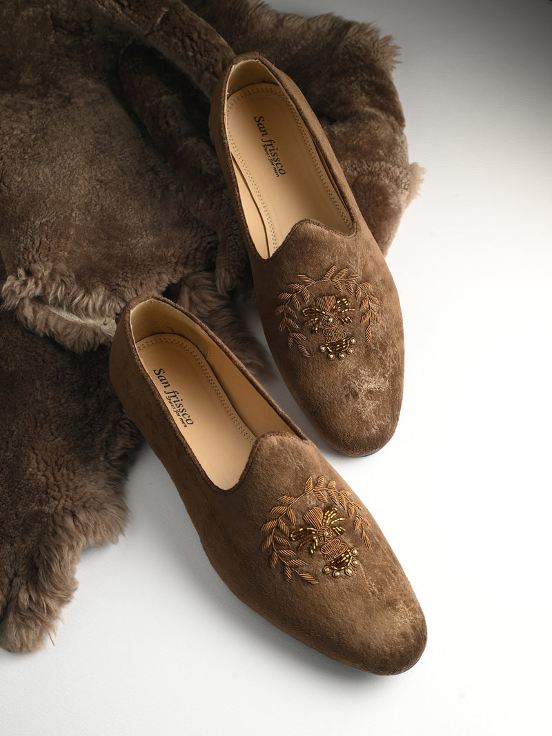 Frontier Brown Embroidered Mojaris