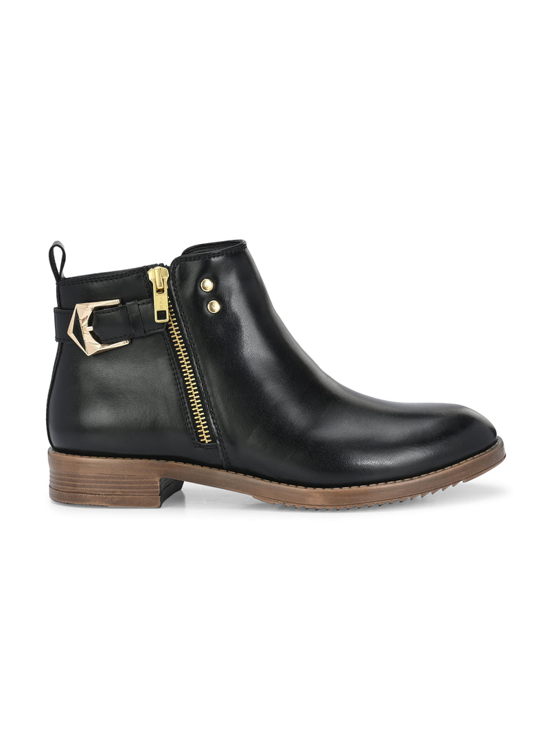 Ariana Women Black Latch Boots